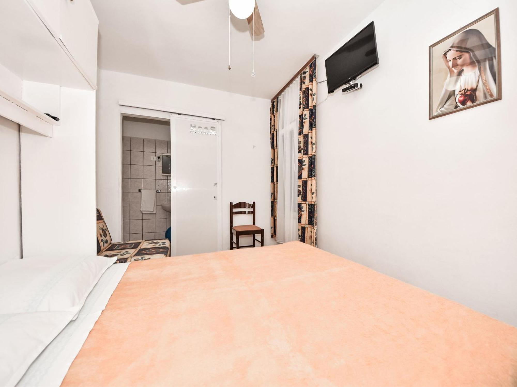 Apartment Tino-2 By Interhome Pag Town Exteriér fotografie